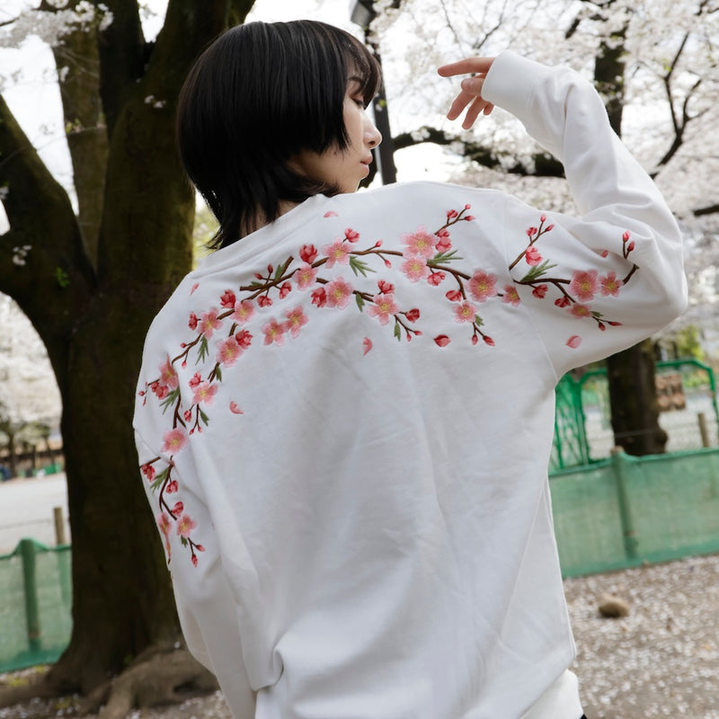 Emi - Embroidered sweatshirt