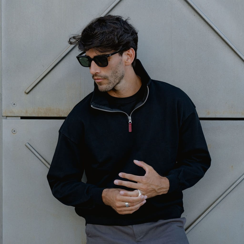 Shin - Half-Zip Relaxed Fit Sweatshirt