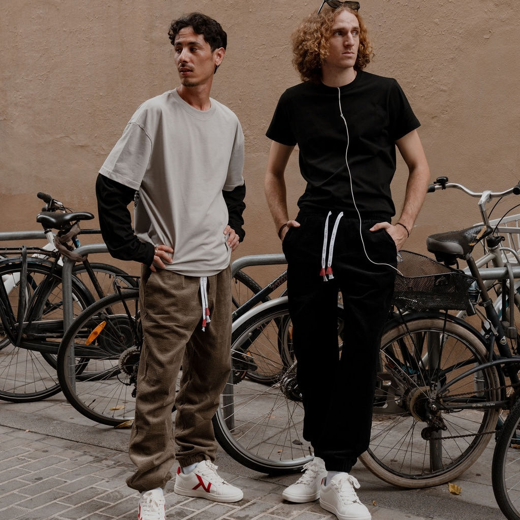 Kuri - Pantalon en velours côtelé