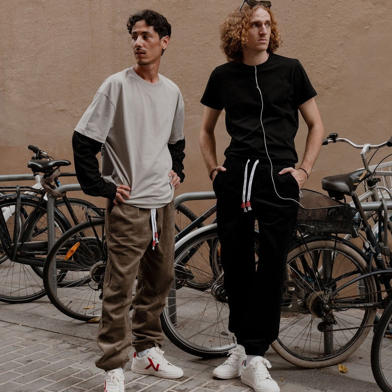 Kuri - Pantalon en velours côtelé