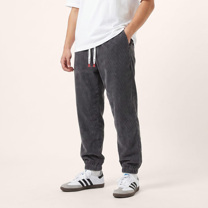 Kuri - Pantalon en velours côtelé