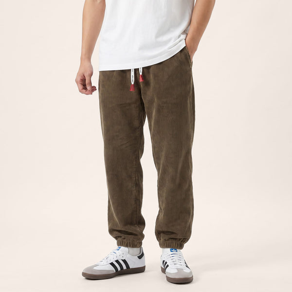 Kuri - Pantalon en velours côtelé